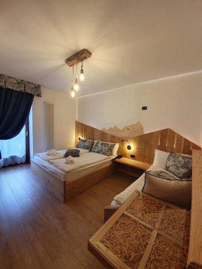 Hotel Pezzotti ペッリッツァーノ エクステリア 写真