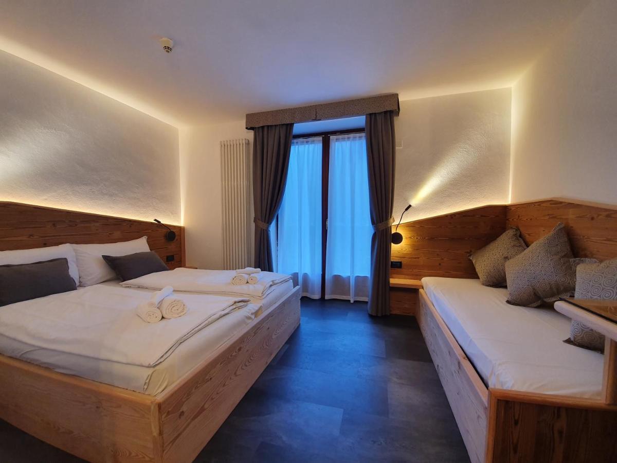 Hotel Pezzotti ペッリッツァーノ エクステリア 写真