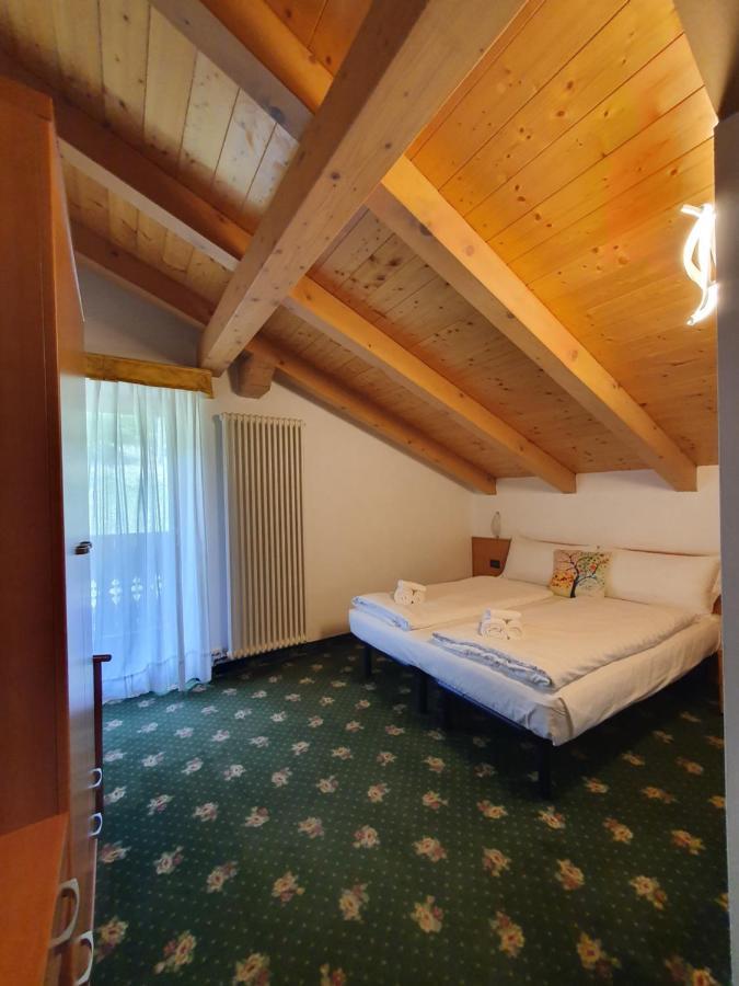Hotel Pezzotti ペッリッツァーノ エクステリア 写真