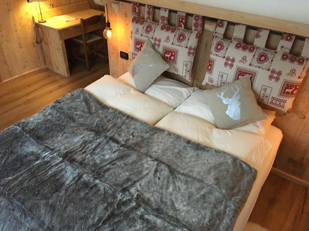 Hotel Pezzotti ペッリッツァーノ エクステリア 写真
