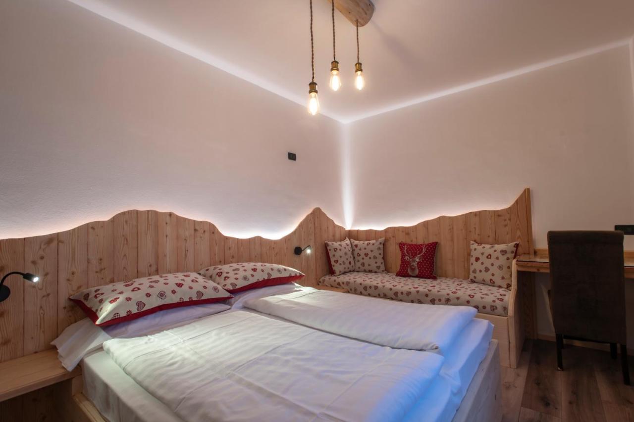 Hotel Pezzotti ペッリッツァーノ エクステリア 写真